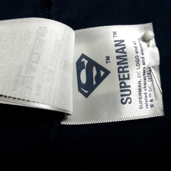 Gap DC Comics Superman Vintage Tshirt XL - Picture 8 of 9